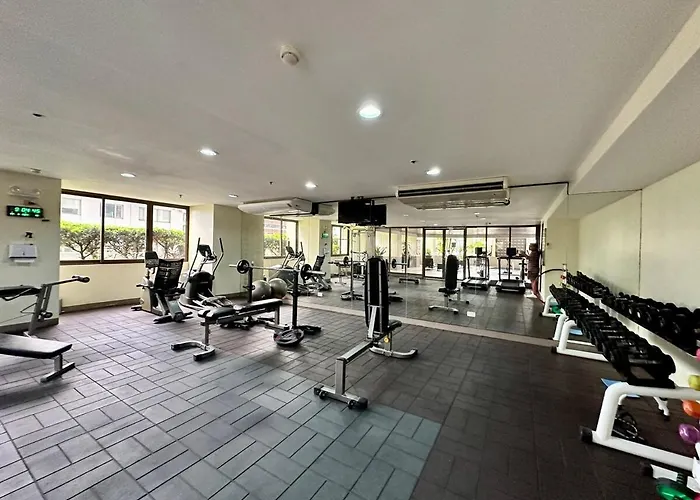 100 Sqm 3br In Makati Greenbelt Area *