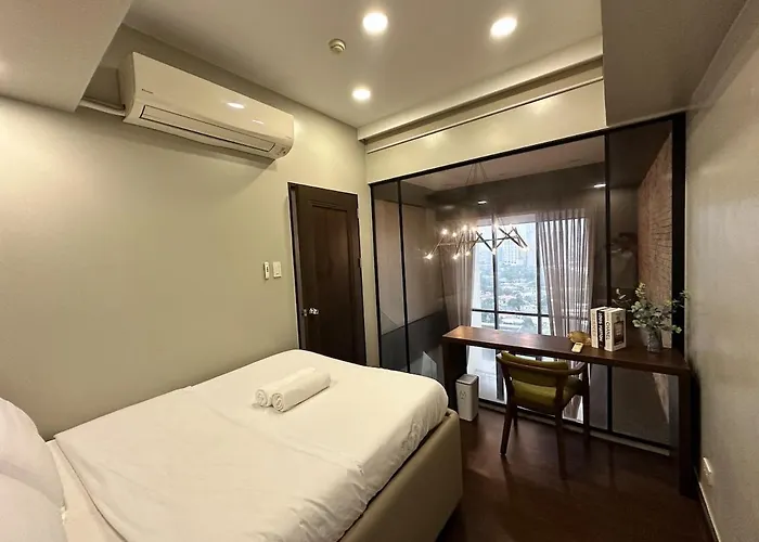 100 Sqm 3br In Makati Greenbelt Area Apartment *