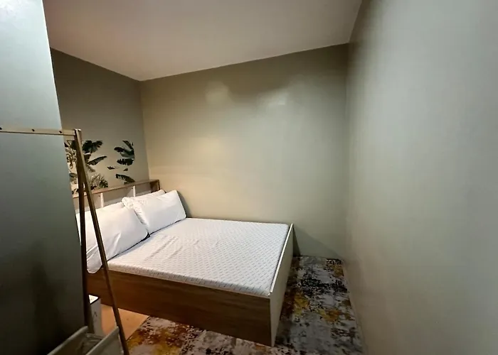 Apartment 100 Sqm 3br In Makati Greenbelt Area Manila